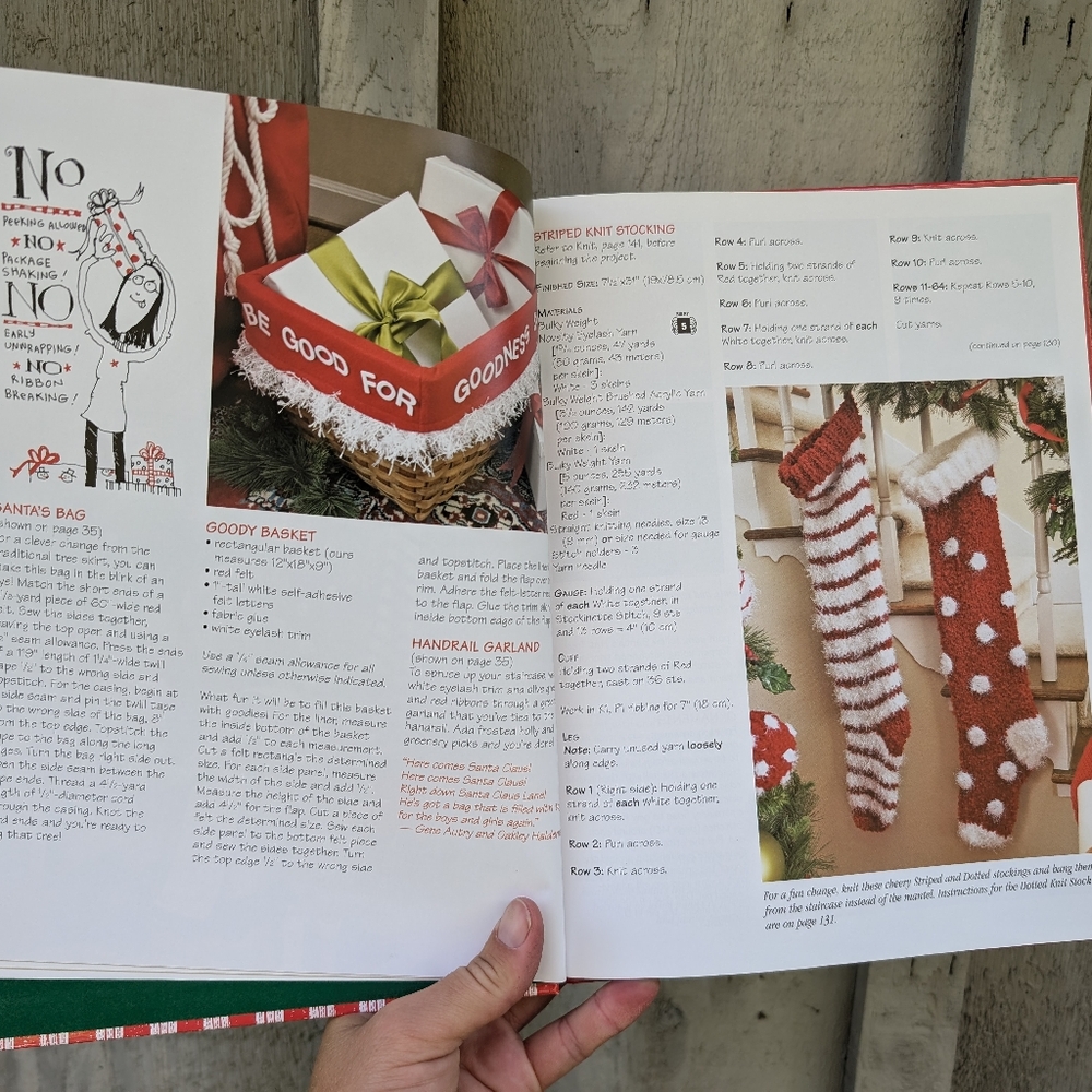GOOSEBERRY PATCH Christmas Book 8 Hardcover Recipe Book Cookbook - Picture 6 of 7